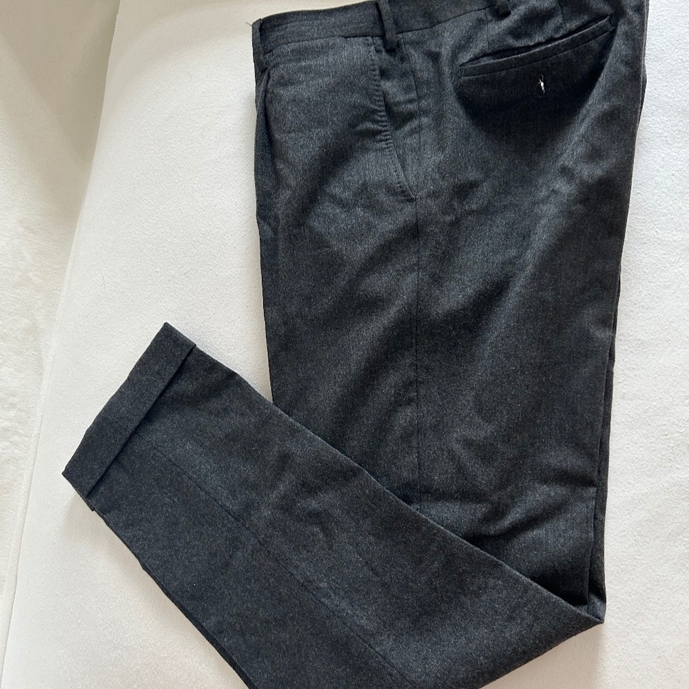 Grey flannel pleated trousers size 36